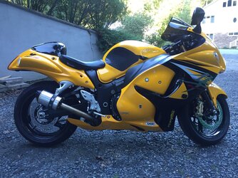 2013 Yellow Busa