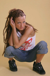 02-tight-clothes.jpg