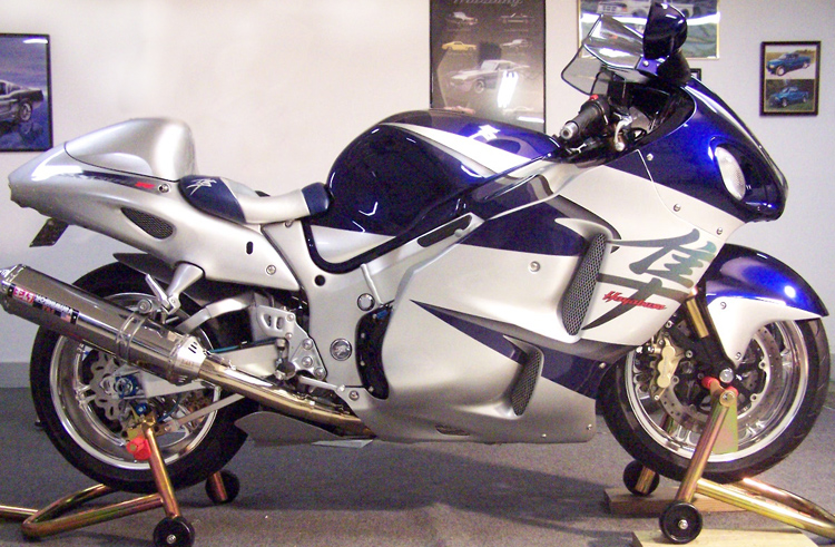 05busa4.jpg