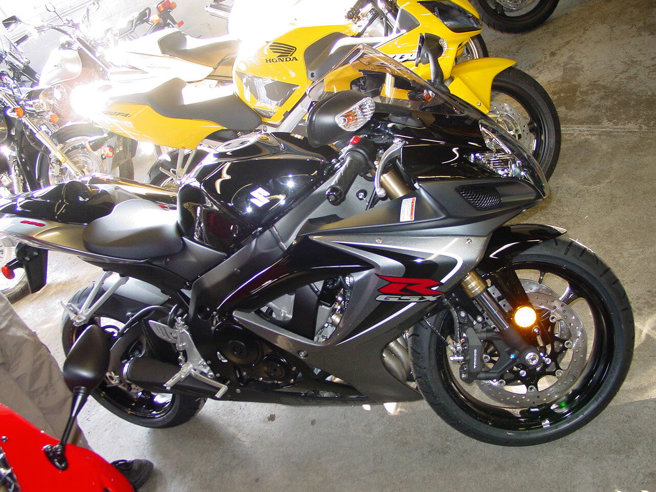 06GSXR_600.jpg