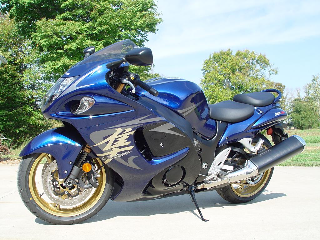 08_BUSA_002_A.JPG