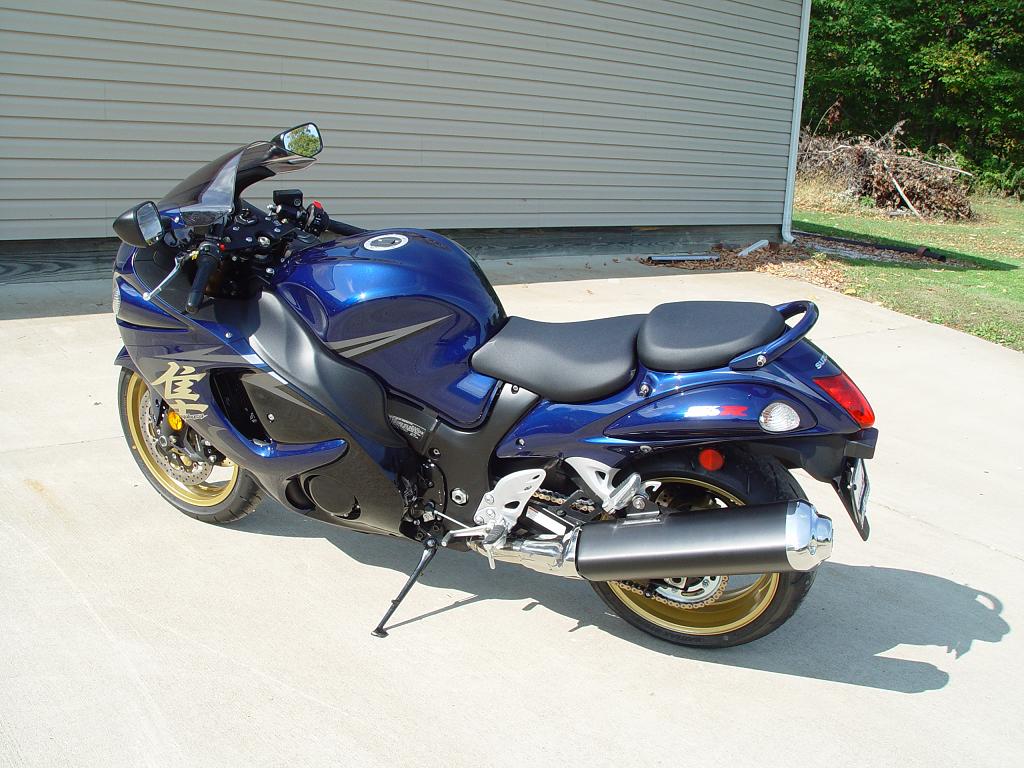 08_BUSA_006_A.JPG