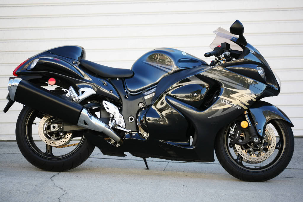 08_Suzuki_Hayabusa_Right_Profile.jpg