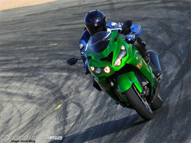 12-Kawasaki-zx14-3.jpg