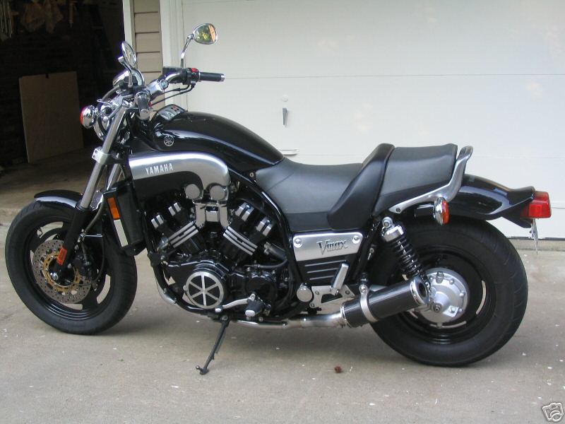 1998_Yamaha_V_max.jpg