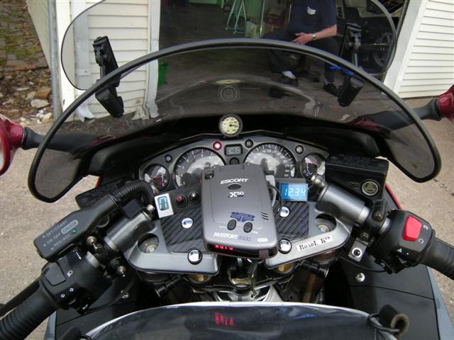 2000 Low Budget Busa 005 (Small).jpg