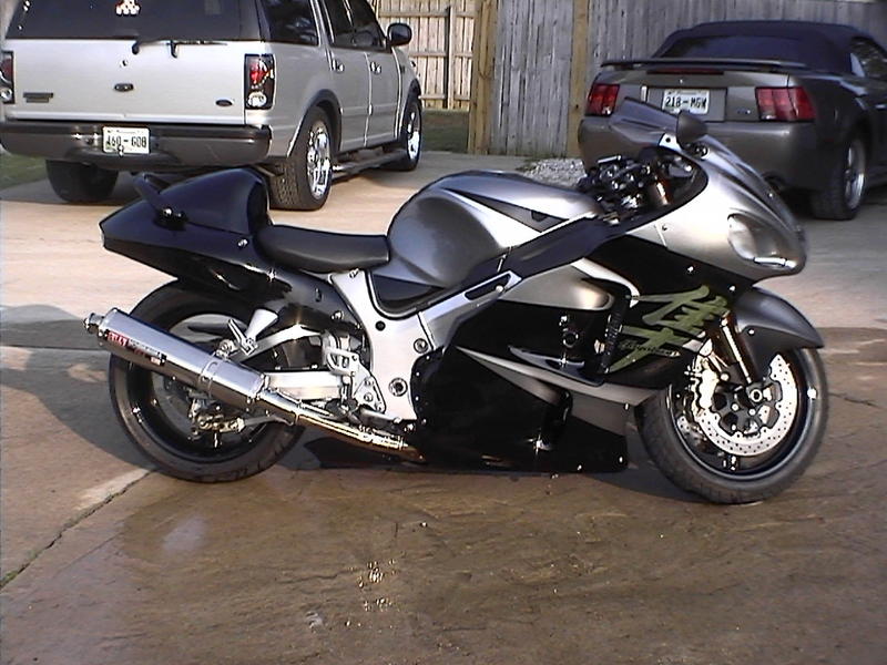 2005 busa pics.jpg