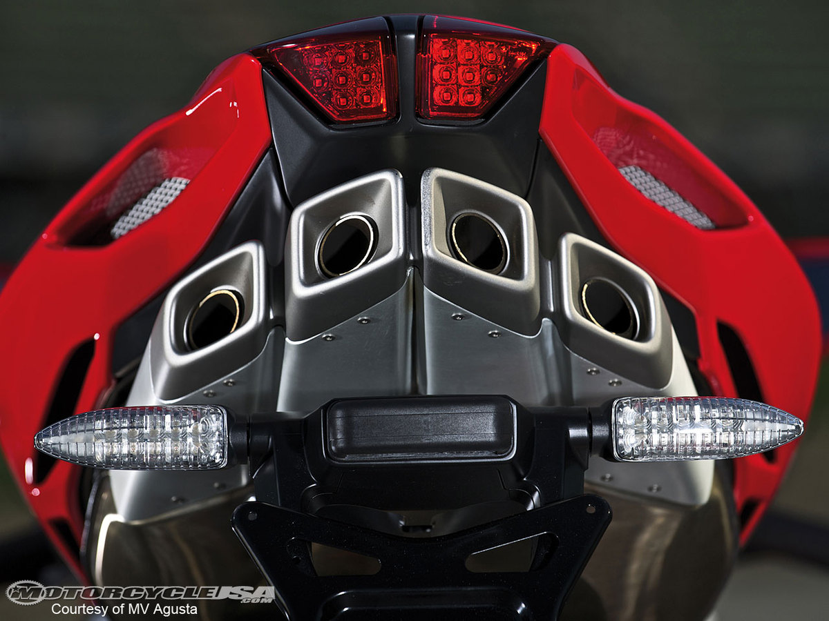 2010-MV-Agusta-F4-11.jpg