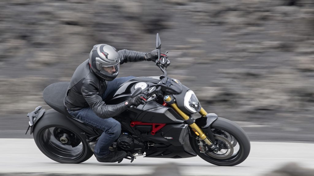 2020-ducati-diavel-1260-s-05-1024x576.jpeg