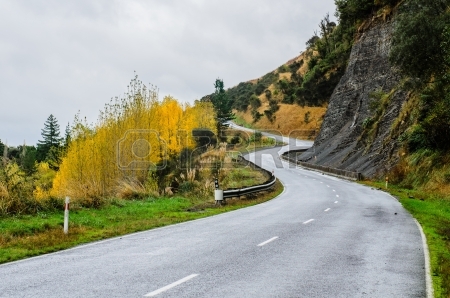 20445247-road-to-the-forgotten-world-highway-south-island-new-zealand.jpg