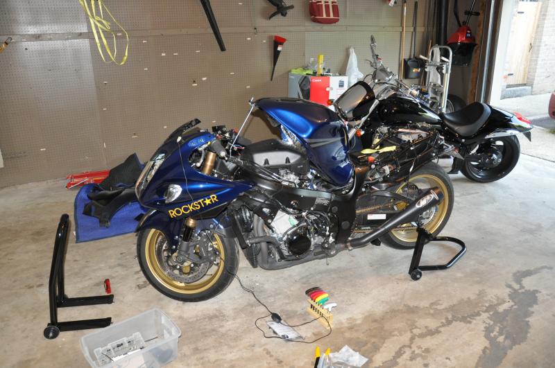 24jun10gsx1300r000.jpg