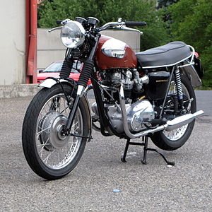 300px-Triumph_Bonneville_IMG_2733.jpg