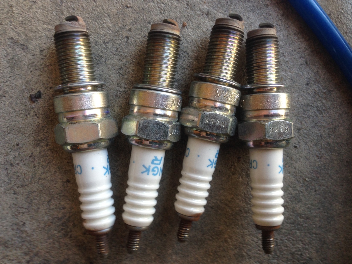 33673d1428800459-2013-first-time-spark-plug-swap-photo-apr-11-11-48-40.jpg