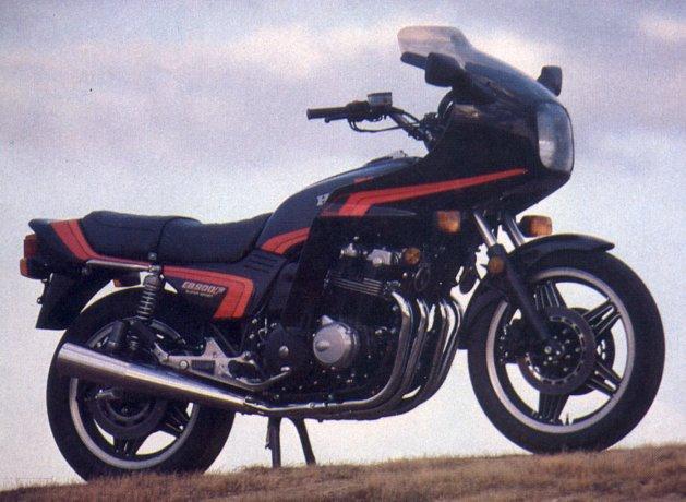 82CB900F.jpg