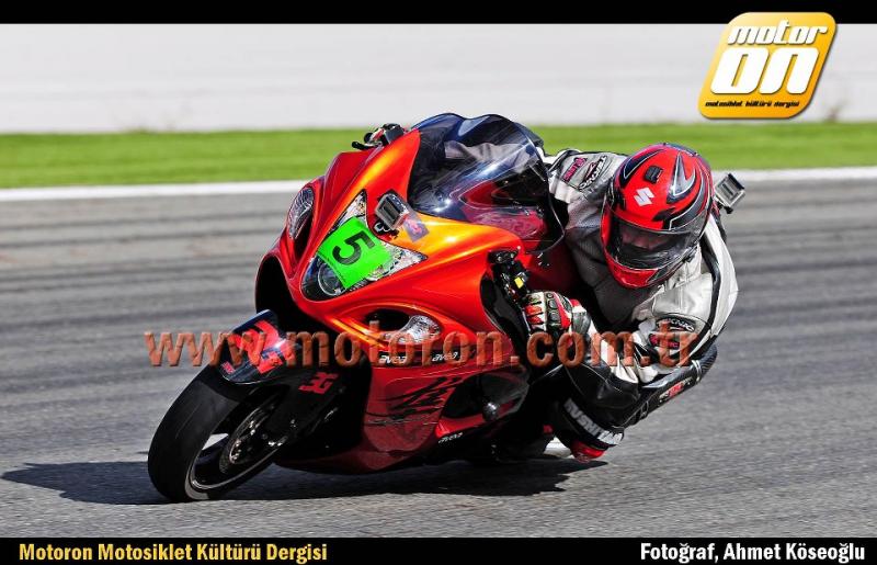 Ahmet Trackday viraj9.jpg