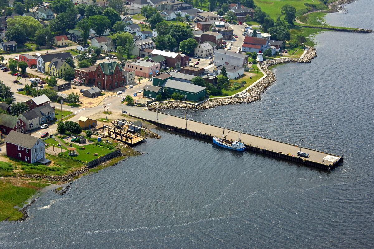 annapolis wharf.jpg