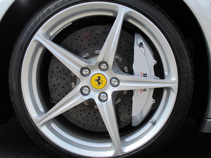 Art of Ferrari II 059.jpg