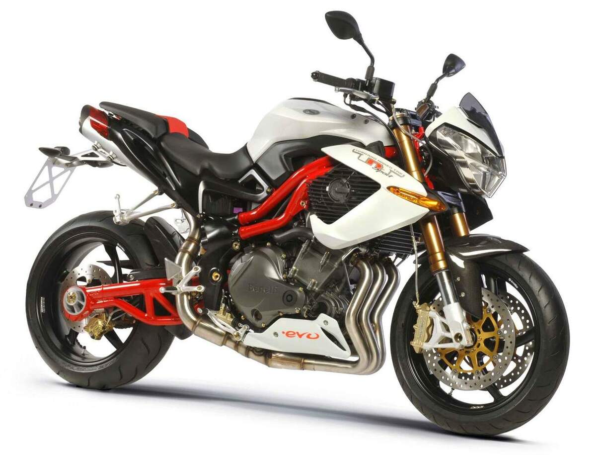 Benelli%20Tor%20Tre%201130%20Naked%20Sport%20Evo.jpg