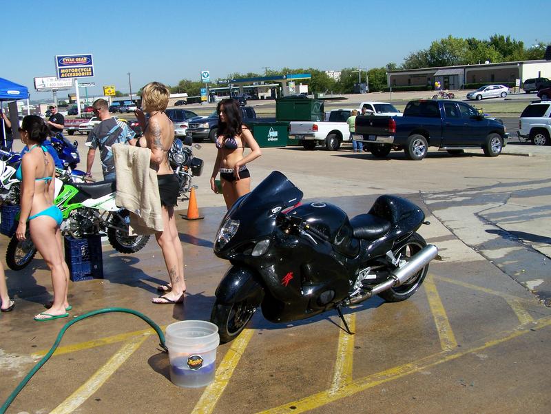 bike wash 10-25-08 028.jpg