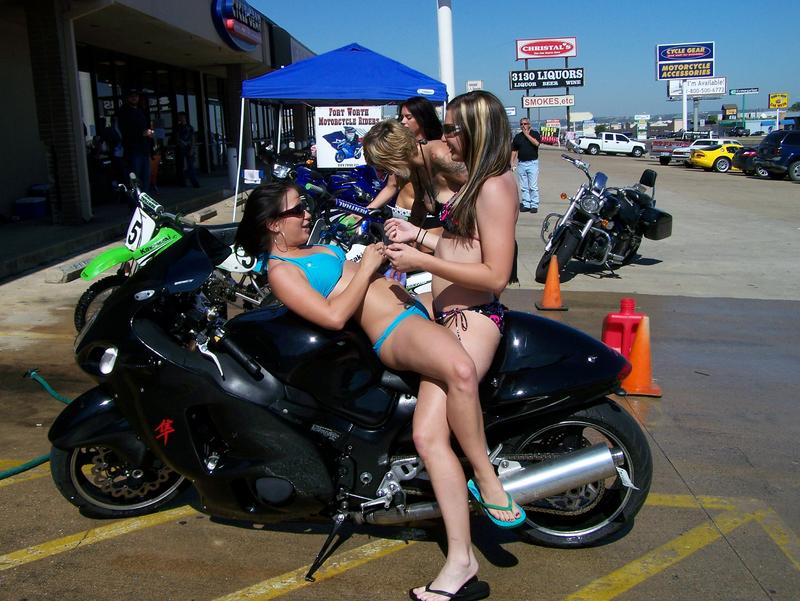 bike wash 10-25-08 041.jpg