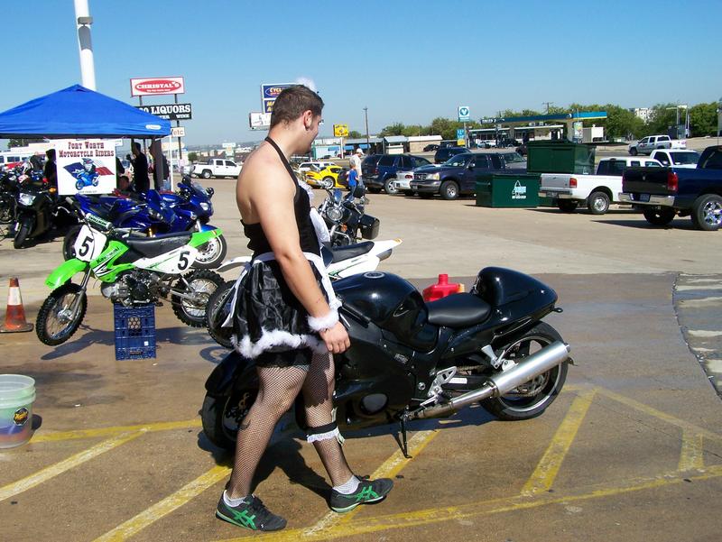 bike wash 10-25-08 061.jpg