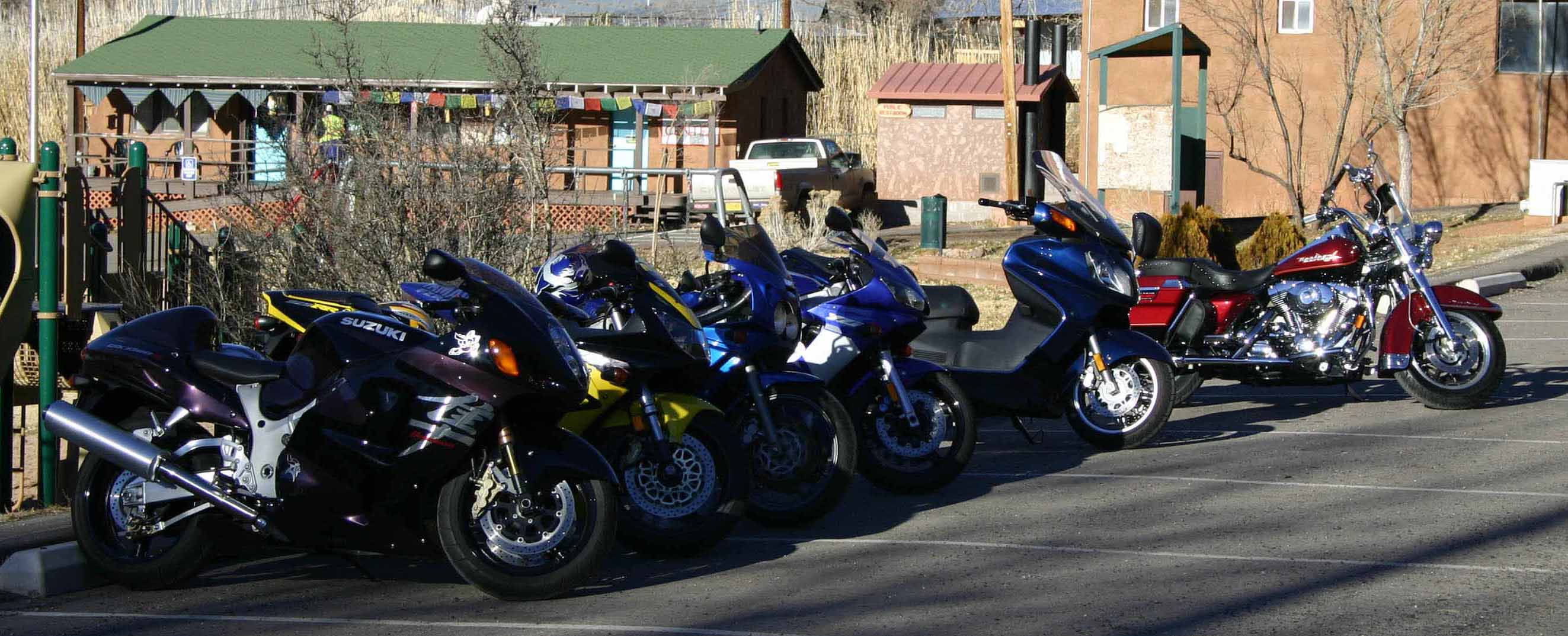 bikes_in_the_mtns.jpg