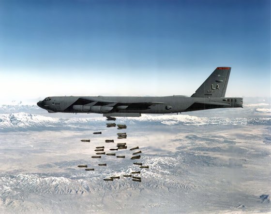 bombers_b52_0008-560.jpg