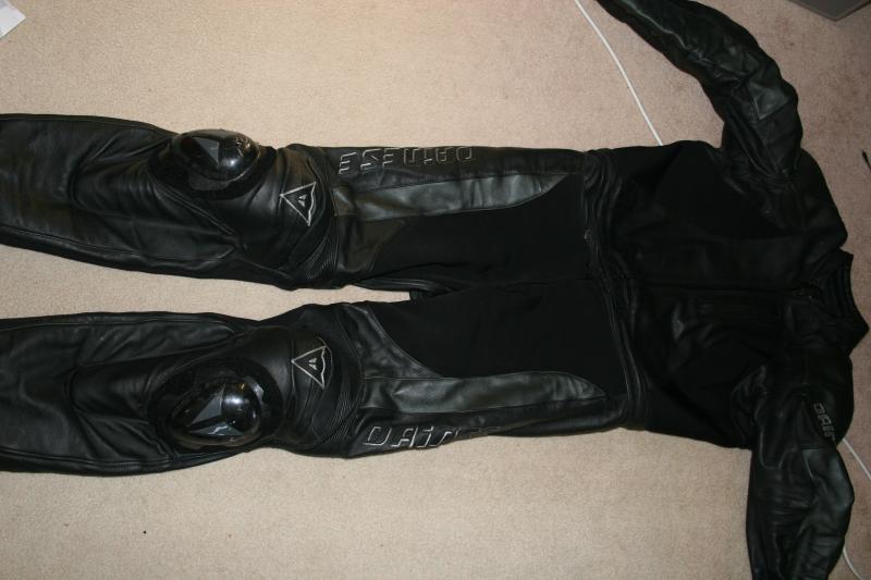 boots n jacket 001.jpg