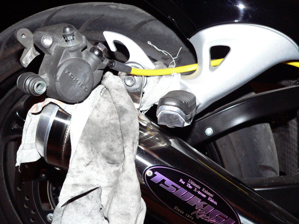 Front and Rear Brake Caliper Removal, Gen 2 Hayabusa Maintenance and