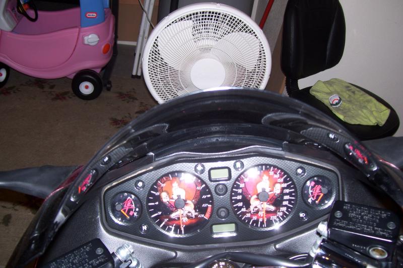 busa gauges 006.jpg