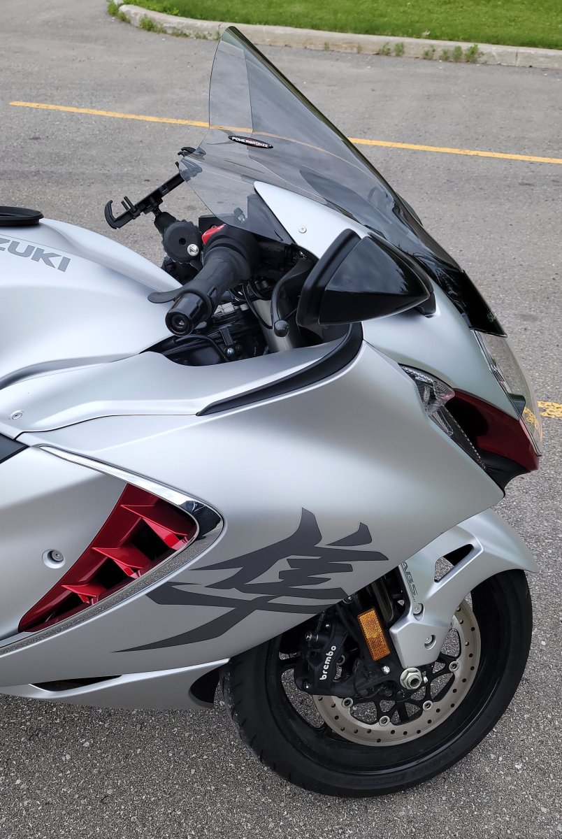 Busa-side-windscreen.jpg