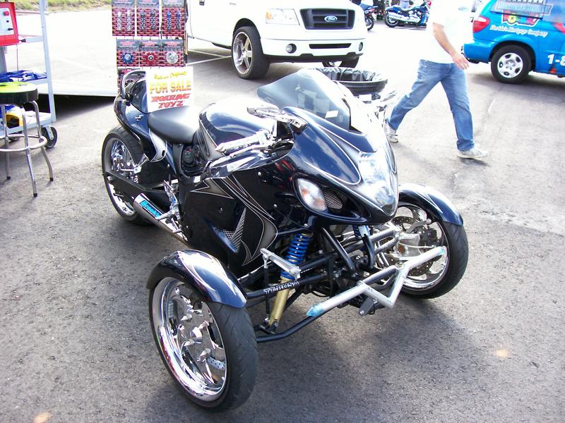 Busa trike.jpg