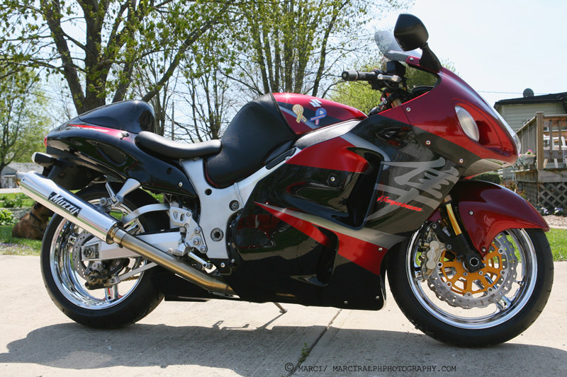 busa05.jpg