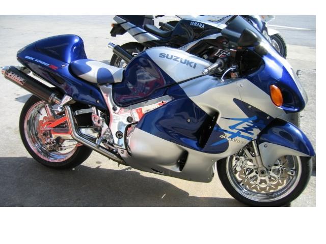 BUSA1.JPG