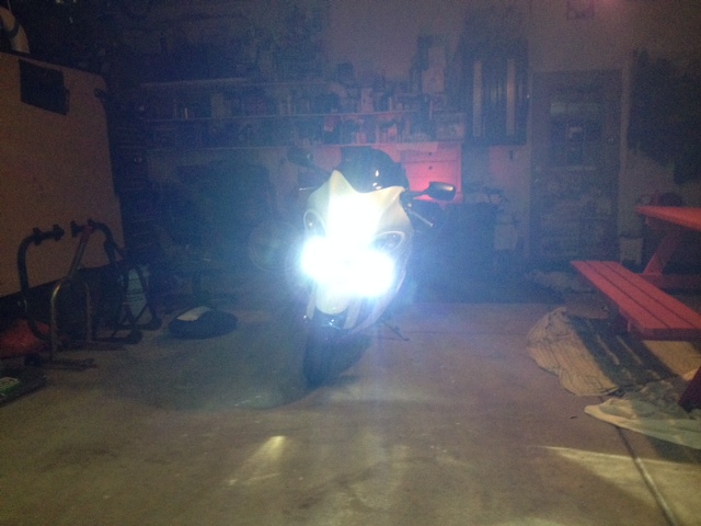 BUSA11 FRONT LIGHTS.JPG