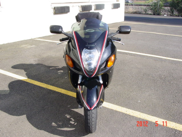 BUSA256.JPG