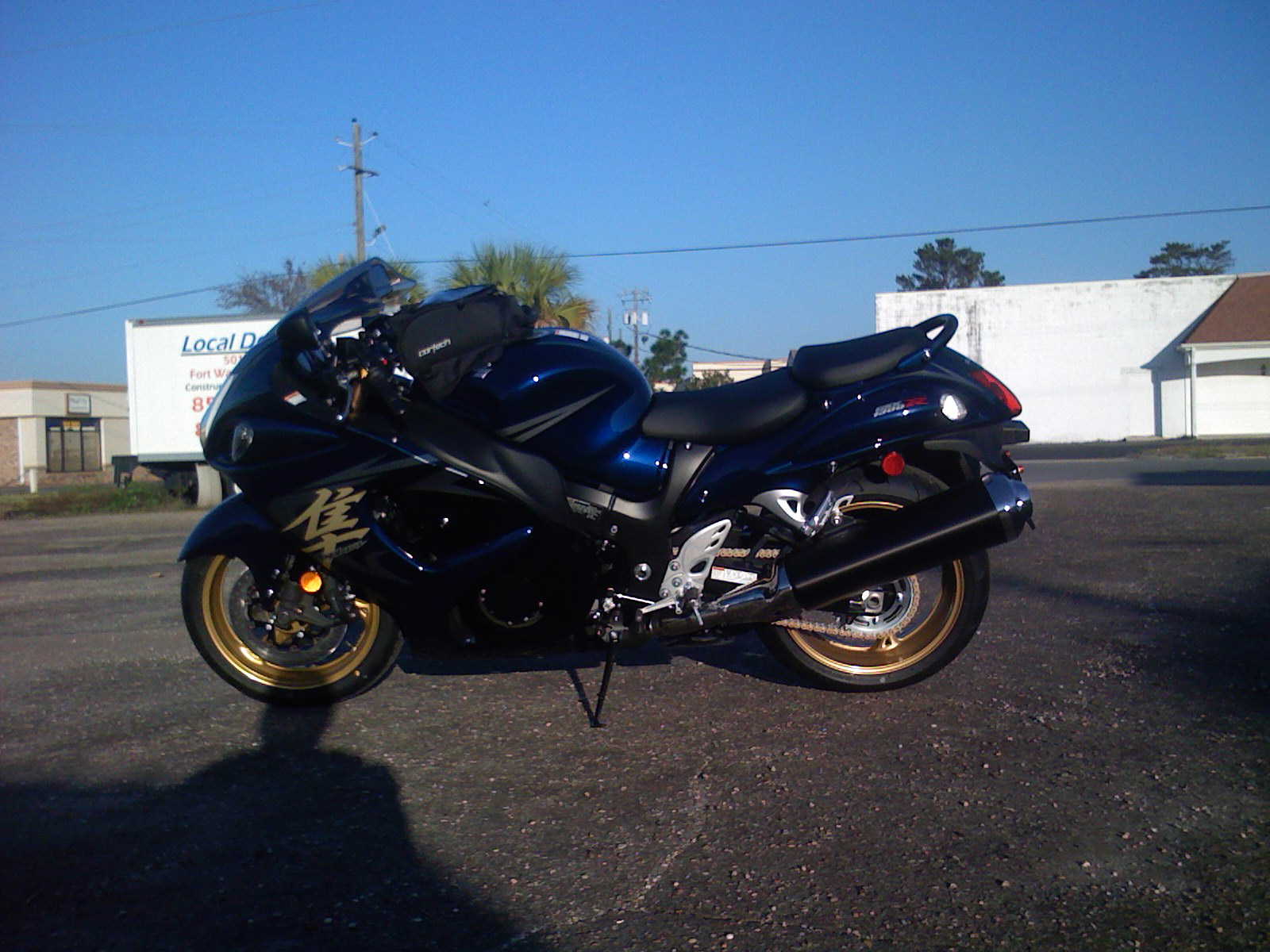 busa_001.JPG