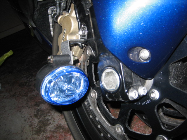 busa_driving_lights_01.JPG