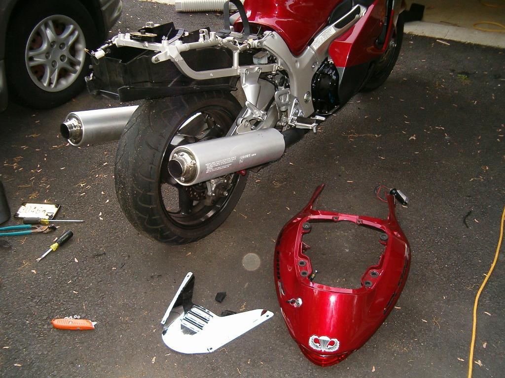 Busa_fender_project_5_26_05_001_small.JPG