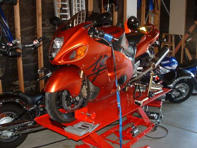 Busa_on_Lift_1.jpg