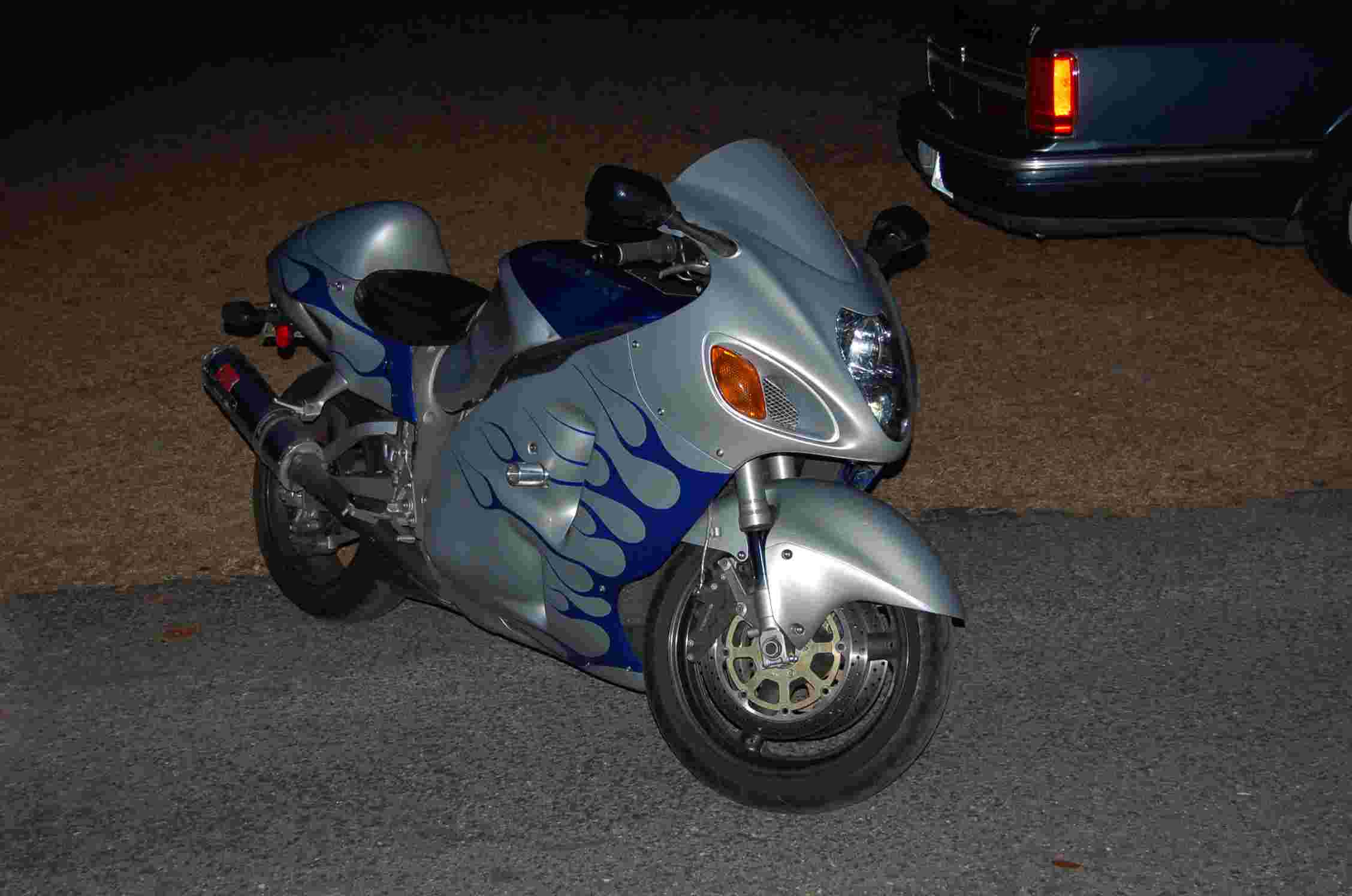 busa_paint_001_small.jpg