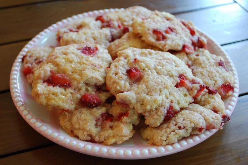 cc-strawberry-shortcake-cookies.jpg