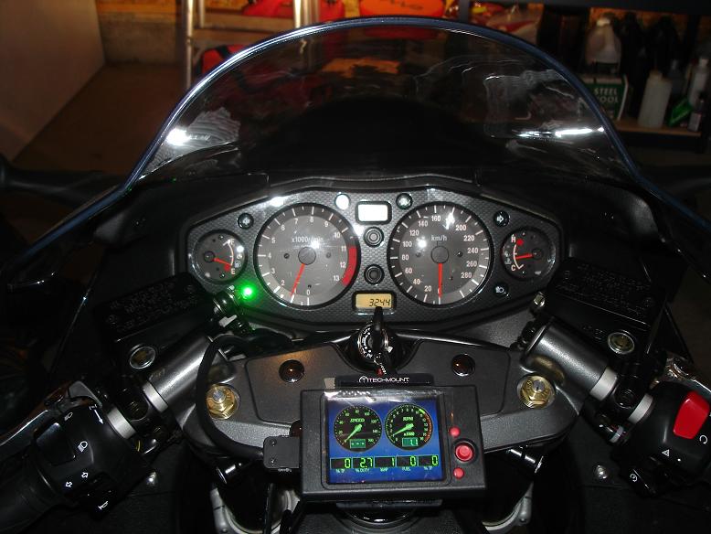 Cockpit.JPG