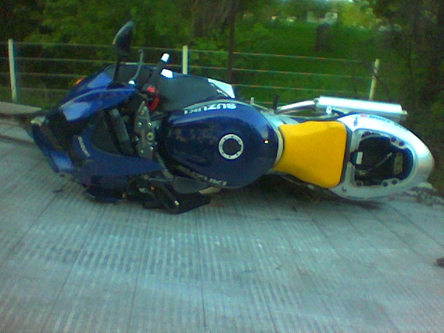 crashed_busa2.jpg