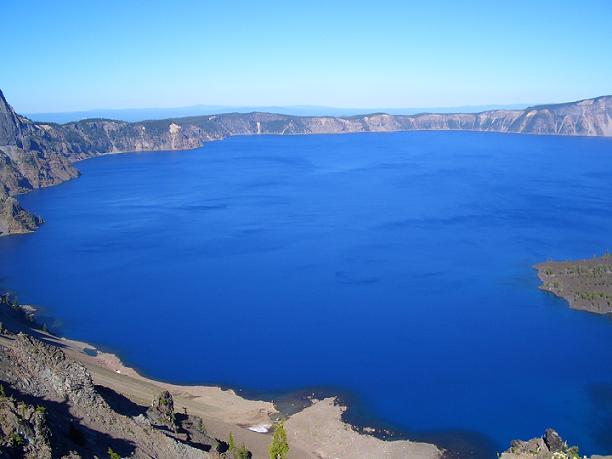 Crater_Lake.JPG