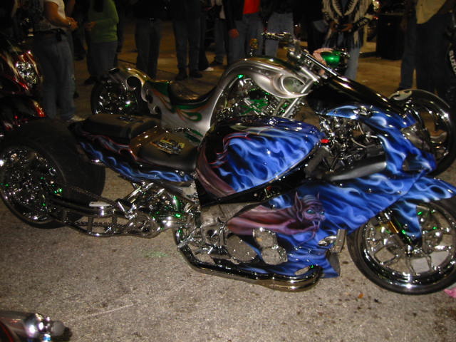 DaytonaBikeWeekMar06010.jpg