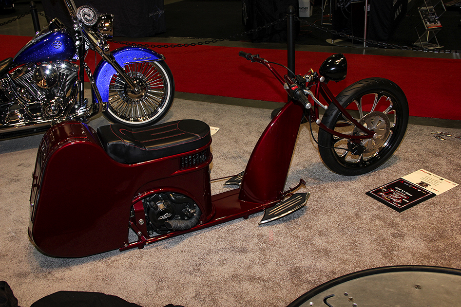 DONNIE-SMITH-CUSTOM-MOTORCYCLE-CAR-SHOW_032.jpg