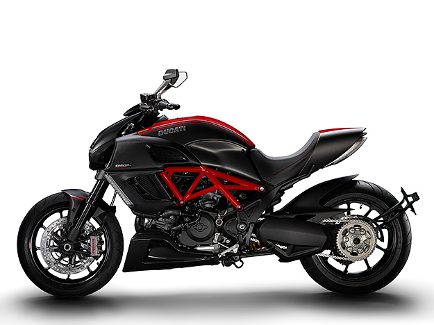 ducati-diavel-carbon[1].jpg