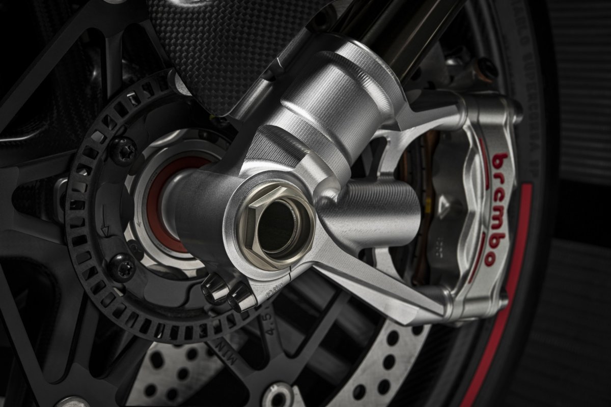 ducati-superleggera-v4-15.jpg