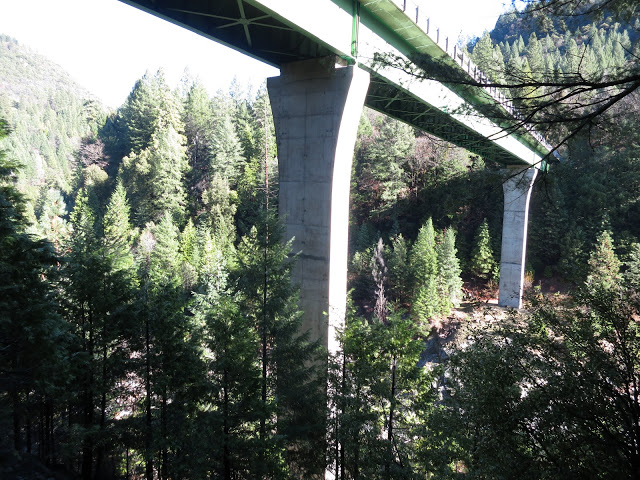 eleven-pines-bridge.JPG